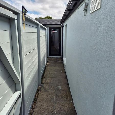 17B Db Airbnb Wexford Buitenkant foto